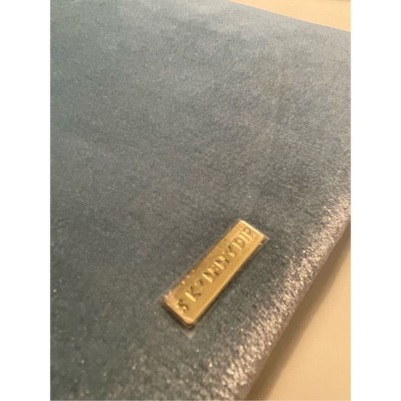 Disney Stitch Laptop Case- Skinnydip -Baby Blue Velour 25”x12” Gold Zipper NWOT - Picture 5 of 5